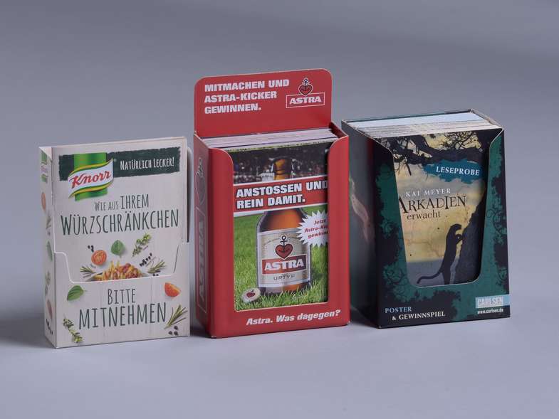 Kleine, individuell gedruckte Flyerdispenser für Infoflyer oder Leseproben in DIN-A6-Format.