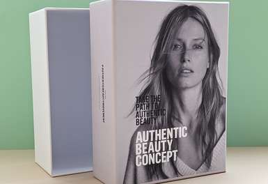 Stülpdeckelkarton aus Bezugskartonage