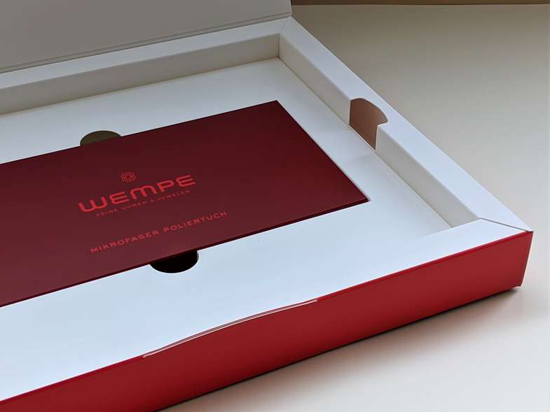 Produkt-Einlage einer Klappdeckelschachtel