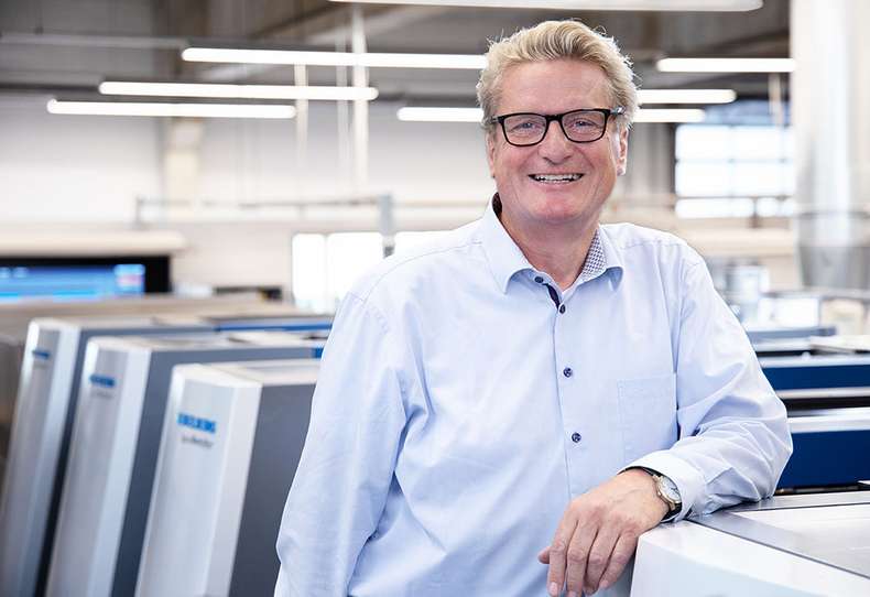 Friedrich Hoeller, Vertriebsleiter bei Langebartels+Jürgens Hamburg GmbH